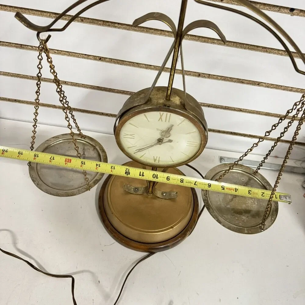 Vintage United Metal Goods Mfg. Scale Of Justice Electric Table Top Clock No 207